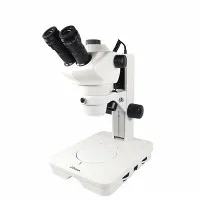 Trinoculaire polarisatiemicroscoop